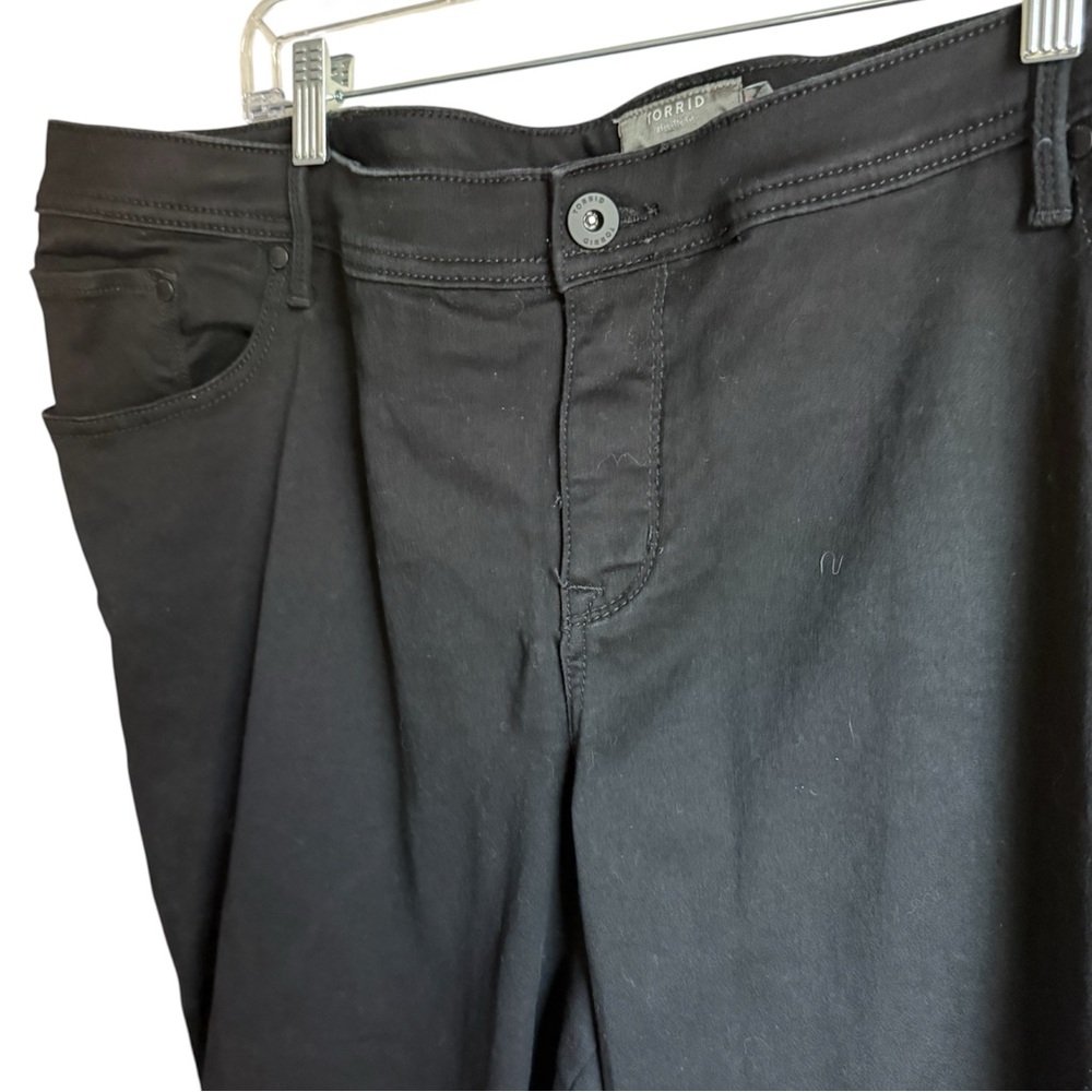 Torrid Black Sateen Stretch Jeans - Picture 2 of 4